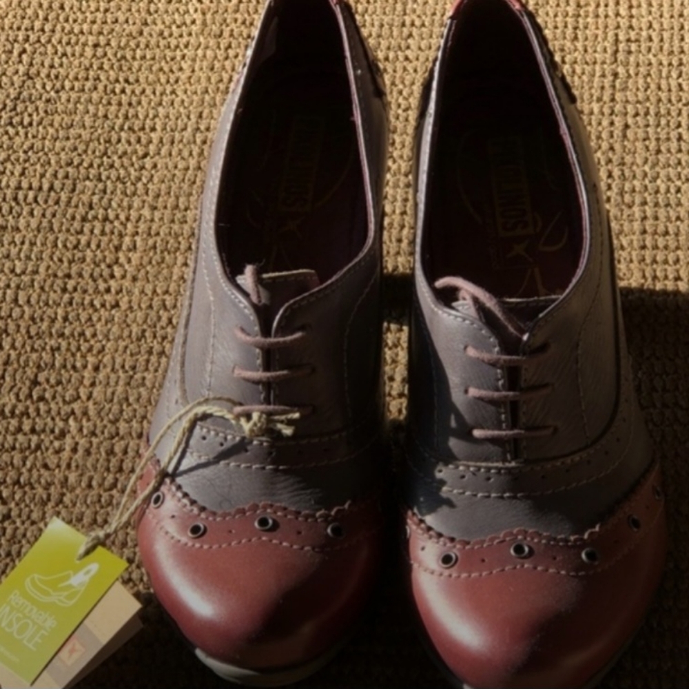 Oxford heels